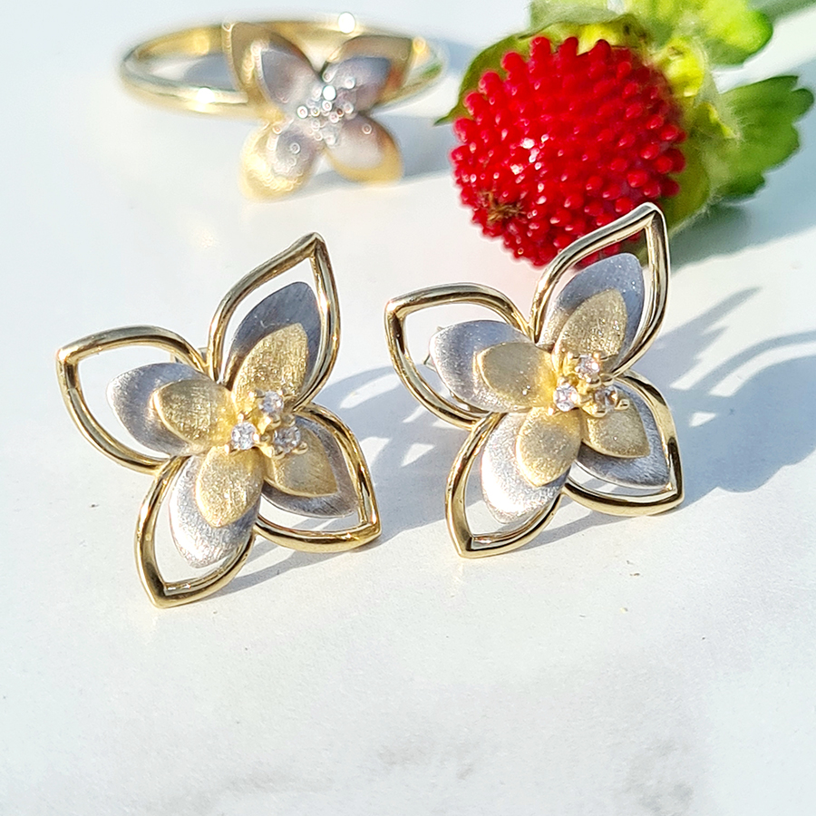 54930_134__vyr_132zlate-nausnice-kvety