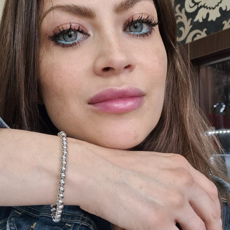 _vyr_354Naramok-z-bieleh-zlata-pravidelne-Gulicky-1