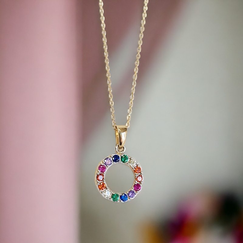 _vyrp12_270Zlaty-nahrdelnik-s-multicolor-zirkonmi-v-tvare-KRUHU-1