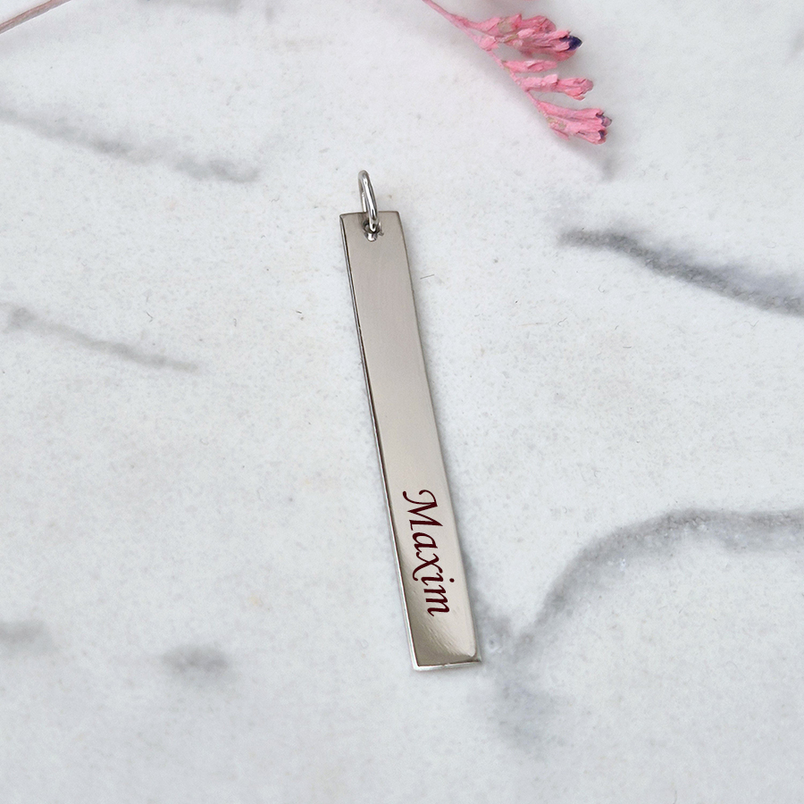 _vyr_624zlaty-privesok-uzka-platnicka-s-gravirovanym-menom-2